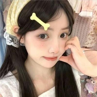 我的白鲸男友第一季封面